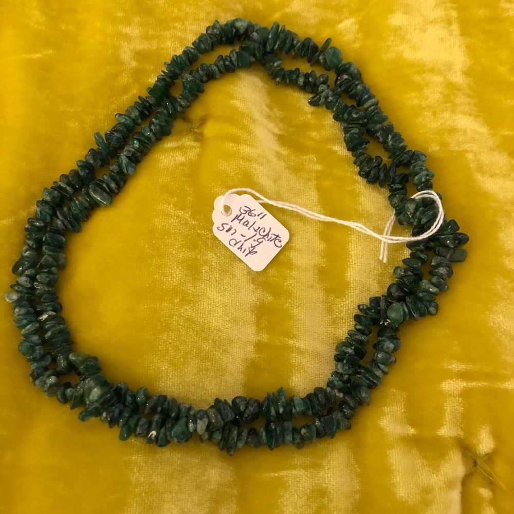 NWOT 36” Malachite Strand Necklace